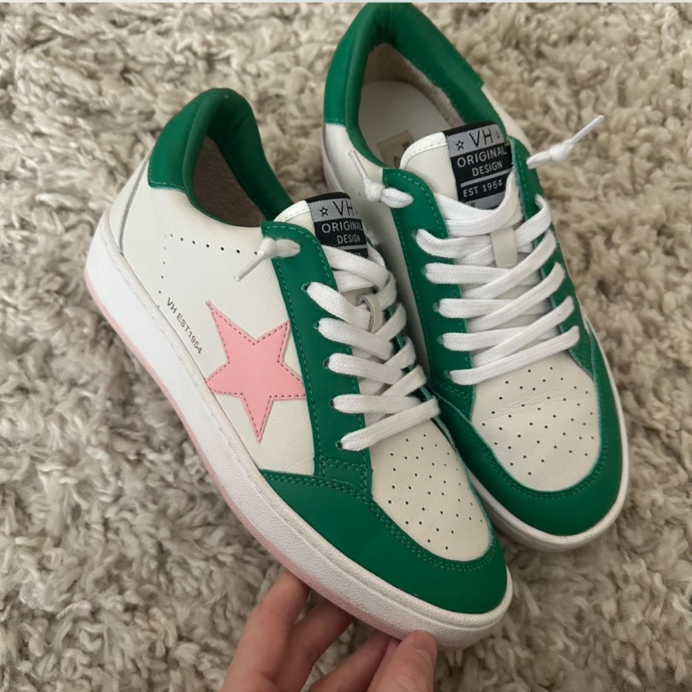 Vintage Green and White Sneakers with Pink Accent